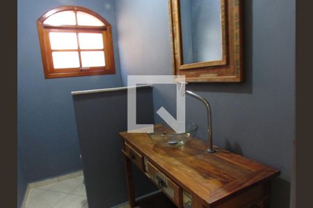 Casa à venda com 187m², 4 quartos e 2 vagasLavabo