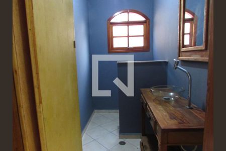 Casa à venda com 187m², 4 quartos e 2 vagasLavabo