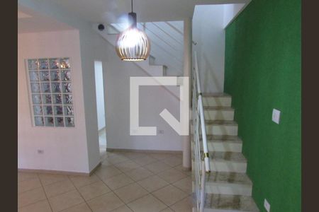 Casa à venda com 187m², 4 quartos e 2 vagasSala