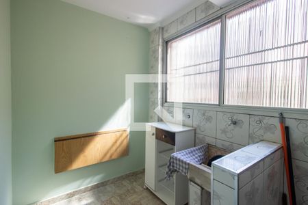 Apartamento à venda com 55m², 2 quartos e 1 vaga Apartamento à venda com 55m², 2 quartos e 1 vagaCozinha e Área de Serviço