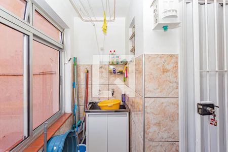 Casa à venda com 100m², 2 quartos e 1 vagaÁrea de Serviço