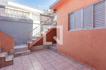 Casa à venda com 100m², 2 quartos e 1 vagaQuintal