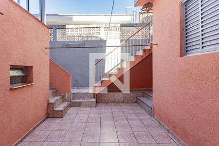 Casa à venda com 100m², 2 quartos e 1 vagaQuintal