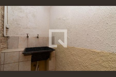 Casa para alugar com 66m², 1 quarto e 1 vagaÁrea de Serviço