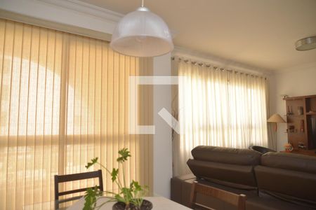 Apartamento à venda com 108m², 3 quartos e 1 vagaSala