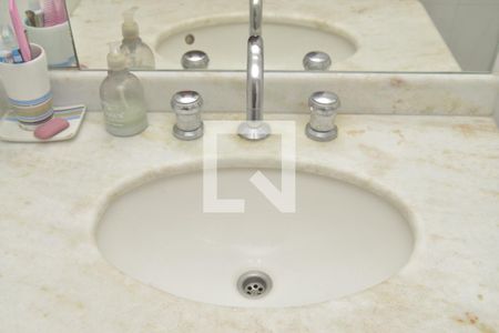 Apartamento à venda com 108m², 3 quartos e 1 vagaBanheiro 