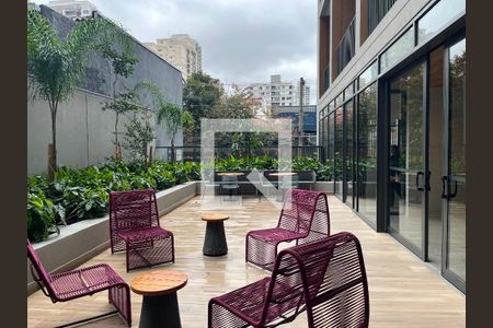 Apartamento para alugar com 27m², 1 quarto e sem vagaÁrea comum - Churrasqueira