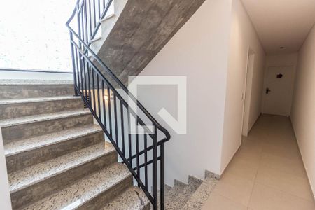 Apartamento para alugar com 33m², 1 quarto e sem vagaEscada