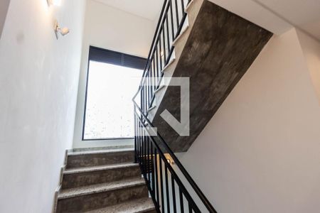 Apartamento para alugar com 33m², 1 quarto e sem vagaEscada