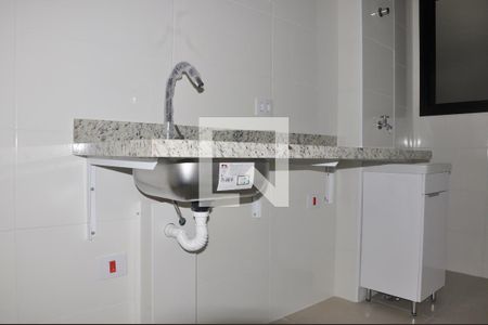 Studio para alugar com 33m², 1 quarto e sem vaga Studio para alugar com 33m², 1 quarto e sem vagaCozinha e Área de Serviço