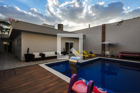 Casa à venda com 350m², 5 quartos e 4 vagasPiscina