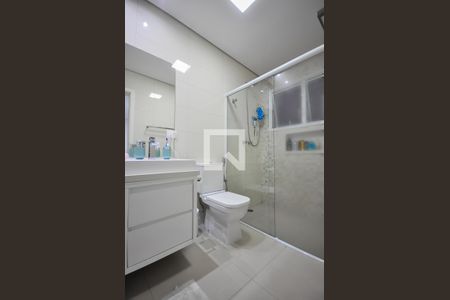 Casa à venda com 350m², 5 quartos e 4 vagasBanheiro Suíte 1