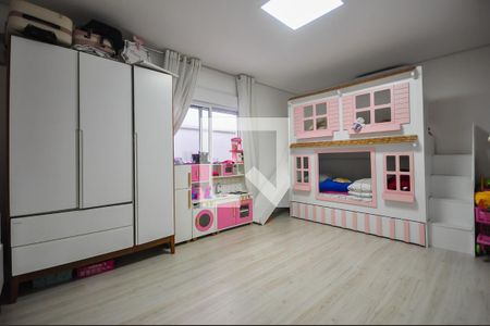 Casa à venda com 350m², 5 quartos e 4 vagasSuíte 3