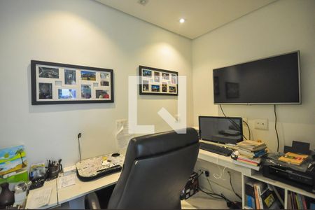 Casa à venda com 350m², 5 quartos e 4 vagasEscritório