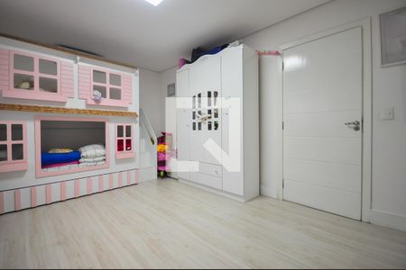 Casa à venda com 350m², 5 quartos e 4 vagasSuíte 3