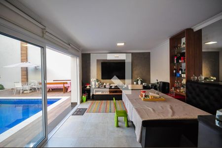 Casa à venda com 350m², 5 quartos e 4 vagasEspaço Gourmet