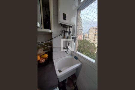 Apartamento à venda com 103m², 3 quartos e 1 vagaÁrea de Serviço