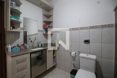 Casa à venda com 1400m², 3 quartos e 6 vagasBanheiro da Suíte 3