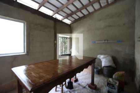 Casa à venda com 1400m², 3 quartos e 6 vagasQuarto de Serviço