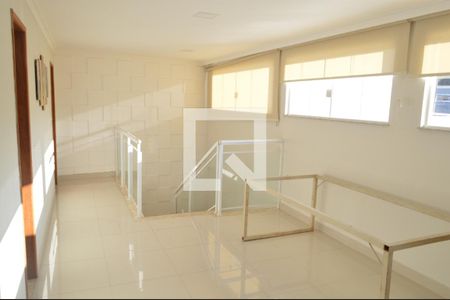 Casa de condomínio à venda com 260m², 5 quartos e 2 vagasSala 2