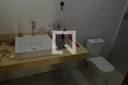 Casa de condomínio à venda com 260m², 5 quartos e 2 vagasBanheiro da Suíte 3