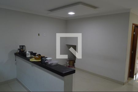 Casa de condomínio à venda com 260m², 5 quartos e 2 vagasCozinha