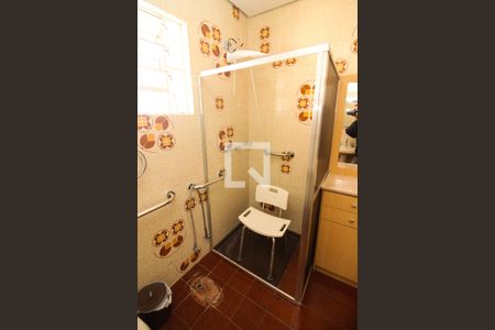 Casa para alugar com 100m², 2 quartos e 2 vagas Casa para alugar com 100m², 2 quartos e 2 vagasBanheiro