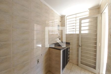 Casa à venda com 200m², 4 quartos e 4 vagas Casa à venda com 200m², 4 quartos e 4 vagasCozinha 2