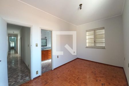 Casa à venda com 200m², 4 quartos e 4 vagas Casa à venda com 200m², 4 quartos e 4 vagasQuarto 3 - Suíte