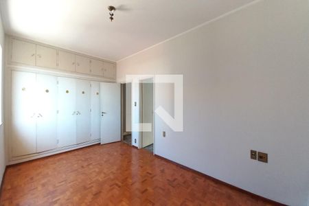 Casa à venda com 200m², 4 quartos e 4 vagas Casa à venda com 200m², 4 quartos e 4 vagasQuarto 3 - Suíte