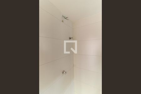 Banheiro de kitnet/studio à venda com 1 quarto, 23m² em Vila Buarque, São Paulo