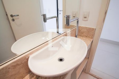 Apartamento à venda com 112m², 2 quartos e 2 vagasLavabo