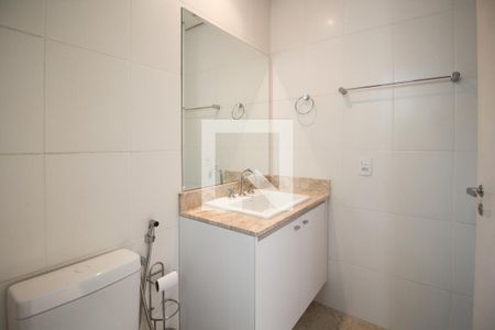 Apartamento à venda com 112m², 2 quartos e 2 vagasBanheiro da Suíte 2