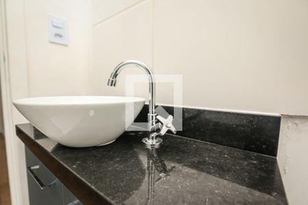 Apartamento para alugar com 31m², 2 quartos e sem vaga Apartamento para alugar com 31m², 2 quartos e sem vagaBanheiro