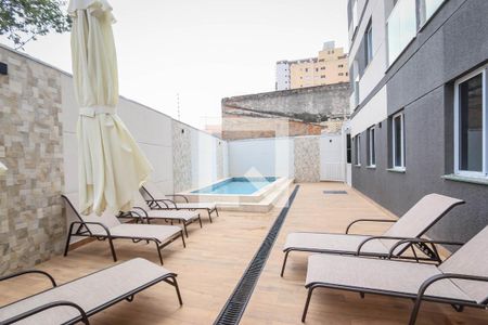 Apartamento para alugar com 31m², 2 quartos e sem vaga Apartamento para alugar com 31m², 2 quartos e sem vagaÁrea comum - Piscina