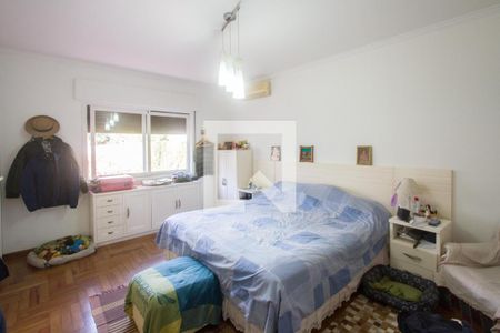 Casa à venda com 600m², 4 quartos e 3 vagasSuíte 