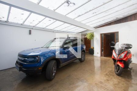 Casa à venda com 600m², 4 quartos e 3 vagasGaragem