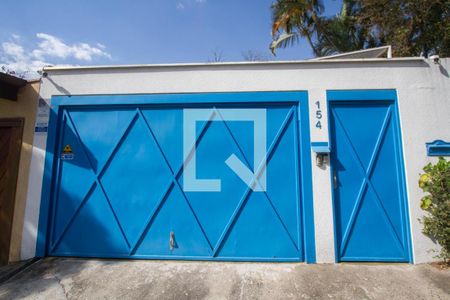 Casa à venda com 600m², 4 quartos e 3 vagasFachada