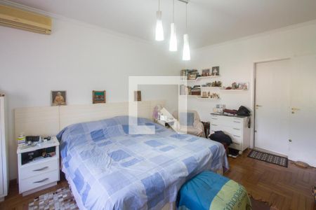 Casa à venda com 600m², 4 quartos e 3 vagasSuíte 