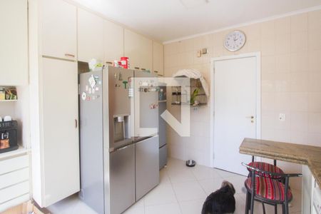 Casa à venda com 600m², 4 quartos e 3 vagasCozinha