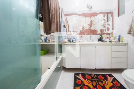 Casa à venda com 600m², 4 quartos e 3 vagasBanheiro Suíte 