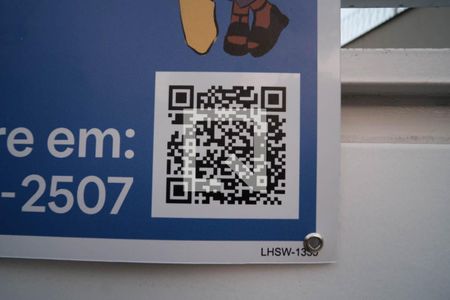 Casa de condomínio à venda com 110m², 3 quartos e 2 vagas Casa de condomínio à venda com 110m², 3 quartos e 2 vagasPlaquinha