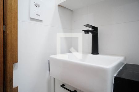 Casa de condomínio à venda com 110m², 3 quartos e 2 vagas Casa de condomínio à venda com 110m², 3 quartos e 2 vagasBanheiro 2