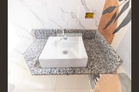 Casa à venda com 172m², 3 quartos e 2 vagasBanheiro da Suíte 2