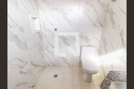 Casa à venda com 172m², 3 quartos e 2 vagasBanheiro da Suíte 2