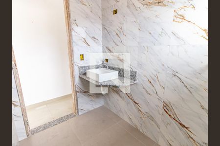 Casa à venda com 172m², 3 quartos e 2 vagasBanheiro da Suíte 1