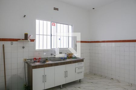 Cozinha de casa para alugar com 1 quarto, 75m² em Vila Ipojuca, São Paulo