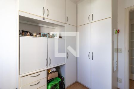 Apartamento à venda com 92m², 3 quartos e 2 vagasQuarto 2