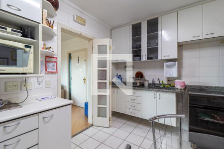 Apartamento à venda com 92m², 3 quartos e 2 vagasCozinha