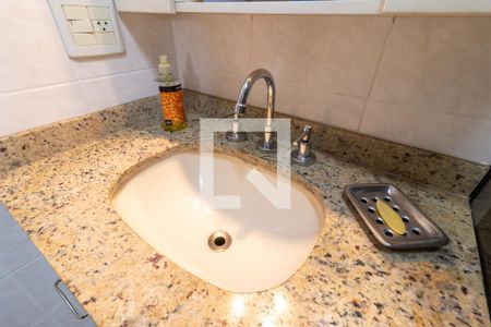 Apartamento à venda com 92m², 3 quartos e 2 vagasBanheiro 